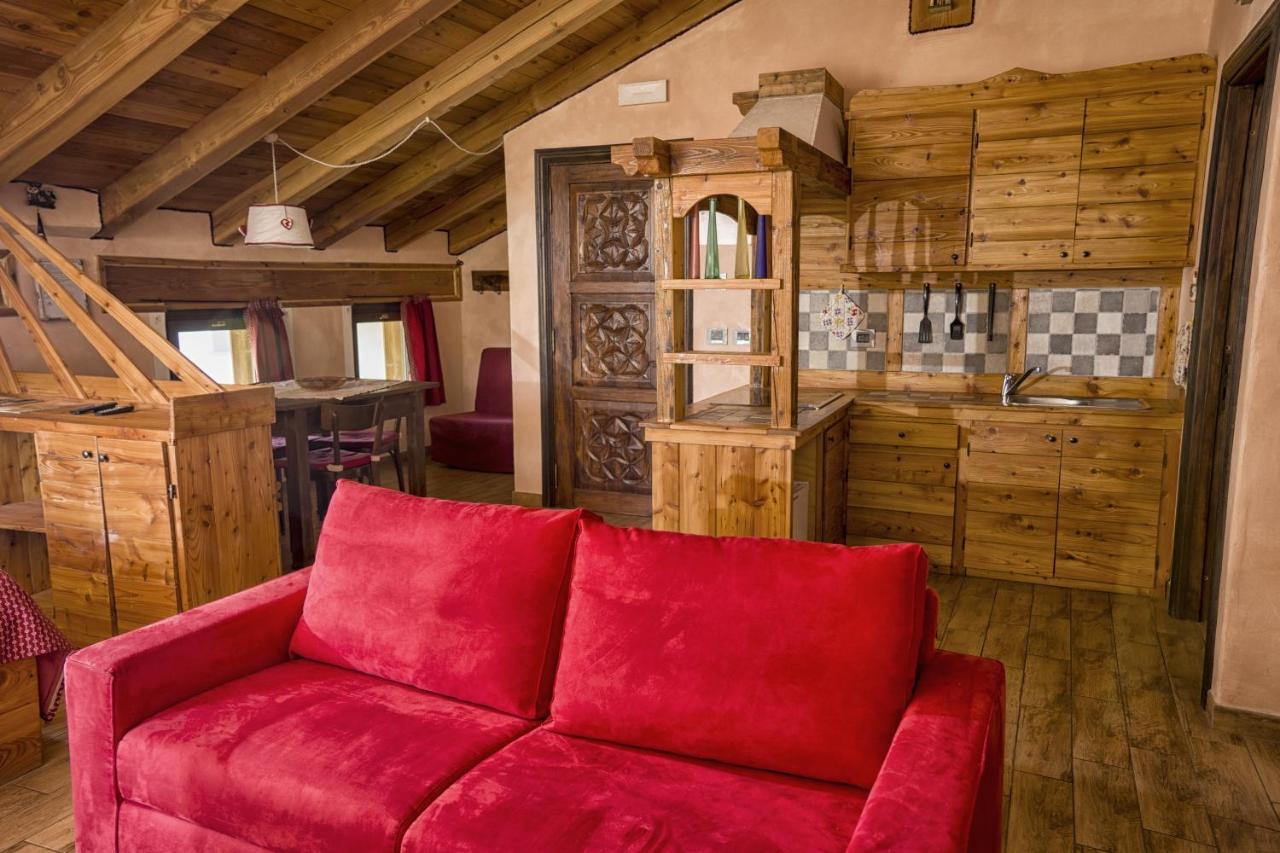 Agriturismo B&B Chevres A Cheval Charvensod Eksteriør bilde