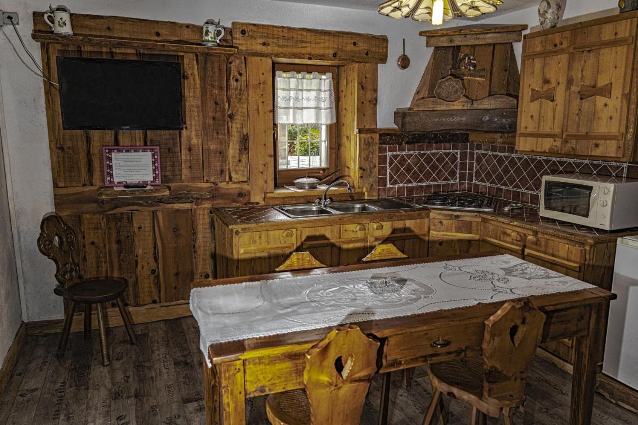 Agriturismo B&B Chevres A Cheval Charvensod Eksteriør bilde